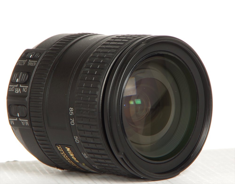 Nikon AF-S 16-85mm/F3,5-5,6 G DX ED VR *gebraucht*