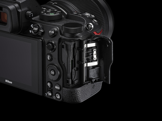 Nikon Z 5 Kit 24-200mm/4,0-6,3
