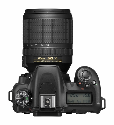 Nikon D7500 Kit 18-140mm