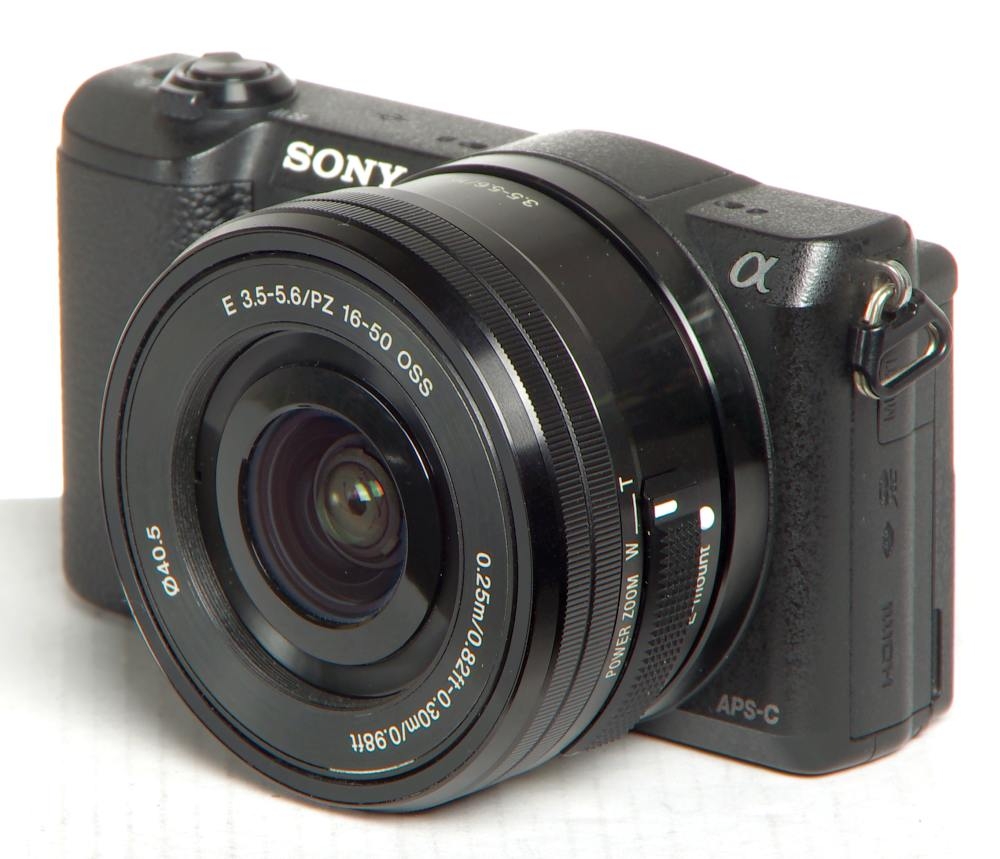 Sony Alpha 5100 (A5100) Kit SEL 16-50mm OSS *gebraucht*